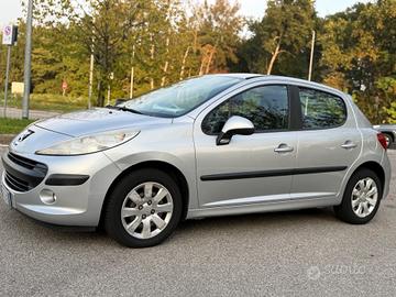 Peugeot 207 1.4 8V 75CV 5p. *Neopatentati*