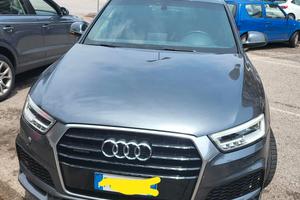 Audi Q3 S line interna ed esterna 
