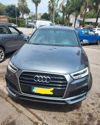Audi Q3 S line interna ed esterna
