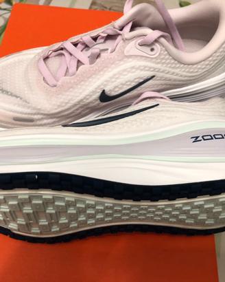 Nike vomero plus nuove