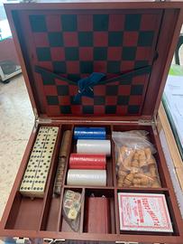 Valigietta poker, domino, scacchi