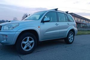TOYOTA RAV 4 2.0 D  4X4. PERFETTA..