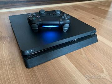 PlayStation 4 slim