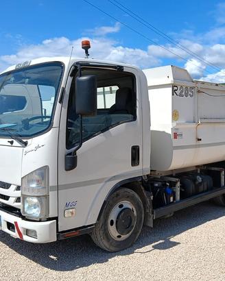 Isuzu M55 3.0 Raccolta rifiuti