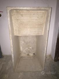 Lavatoio vintage in cemento anni ’50 