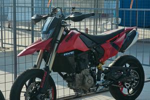 DUCATI HYPERMOTARD 698 RVE depo a libretto A2