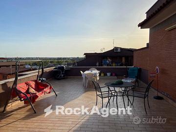 ATTICO TRILOCALE VIA LACEDONIA 37