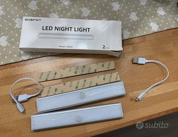 Set Luci con Sensore per Armadio Guardaroba