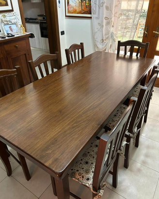 Tavolo legno massello Completo di 8 sedie