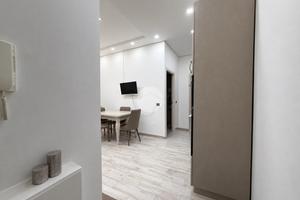 2 LOCALI A NAPOLI