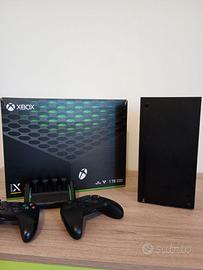 Xbox Series X 1TB + charger station + pad aggiunto
