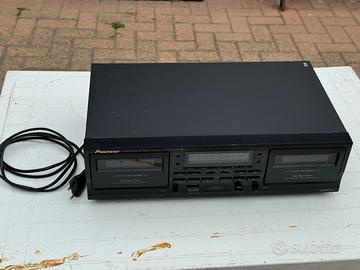 Stereo Double Cassette Deck PIONEER CT-W208R