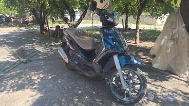 Piaggio BEVERLY 250 TOURER