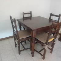 credenza divano sedie tavolo