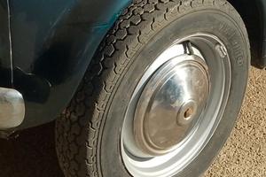 Cerchi gomme borchie fiat 500 d'epoca
