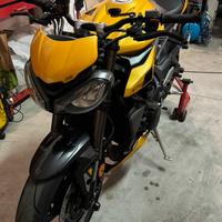 Street triple 765 rs cosmic yellow/gialla