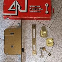 CR SERRATURA PER PORTE LEGNO MM 60 ART. 8000/60