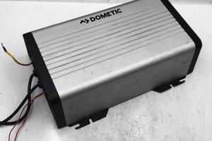 Inverter ad onda sinusoidale pura Dometic SinePowe
