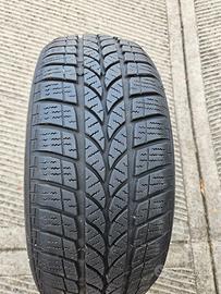 Pneumatico per auto 205/55 R16 H