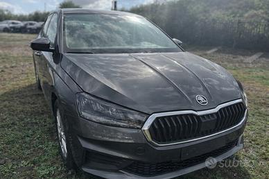 SKODA Fabia IV 2022 - Fabia 1.0 mpi evo Ambition 8