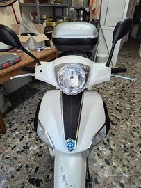Scooter 4 tempi Piaggio Liberty 150