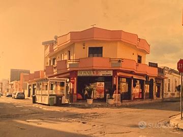 Locali commerciali piu appartamento torre rinalda