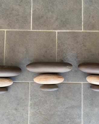 Applique in ceramica