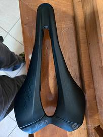 selle italia slr advanced  superflow 145 mm 2026