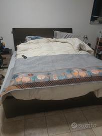 letto com cassettone 