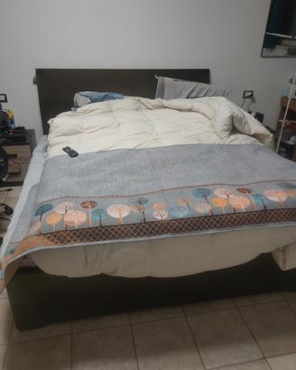 letto com cassettone 