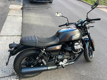 Moto Guzzi V7 850 IV