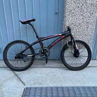 Bicicletta BMX