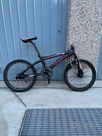 Bicicletta BMX