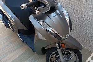 Honda sh 
