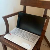 ASUS VivoBook X512D (modello S512DA-EJ121T)