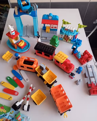 LEGO Duplo lotto treni 10874 + 10875 + 10872 + bin