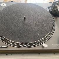 Technics SL-1210MK2