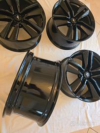 cerchi nuovi  originali 19 pollici ford mustang  p