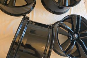 cerchi nuovi  originali 19 pollici ford mustang  p
