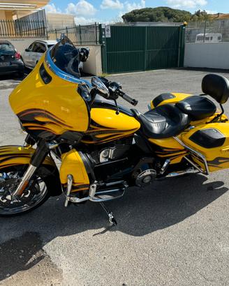 Harley davidson street glide cvo accessoriatissima