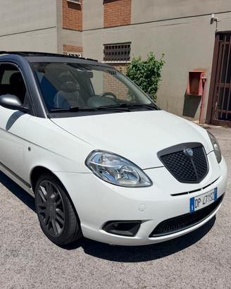 Lancia ypsilon 1.3 multijet