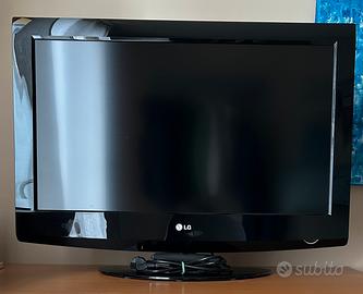 Televisione LG 32 pollici full hd modello 32LF2510
