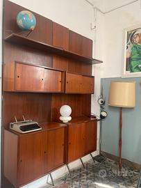 Ritiro mobili anni 50 60 70 librerie tavoli sedie