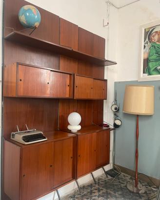 Ritiro mobili anni 50 60 70 librerie tavoli sedie