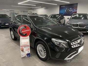 MERCEDES-BENZ GLA 180 1.5 d 110 CV Business
