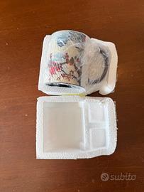 Tazza termica con paesaggio orientale