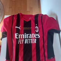 maglia Milan 2021-2022 scudetto