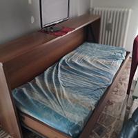 Letto a scomparsa in legno
