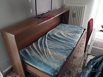 Letto a scomparsa in legno