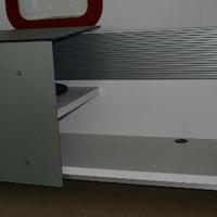 Porta TV con vetro scorrevole